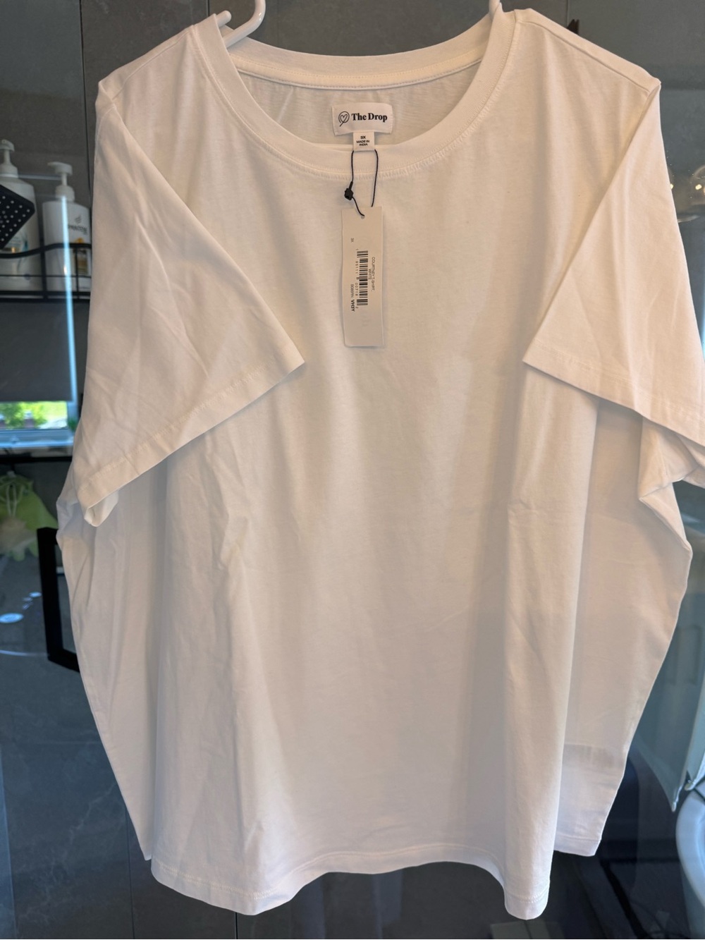 BNWT perfect white T
